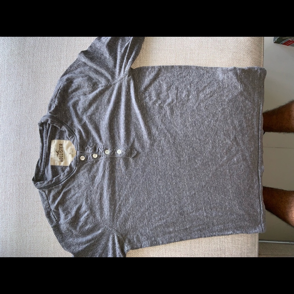 Hollister long sleeve size s